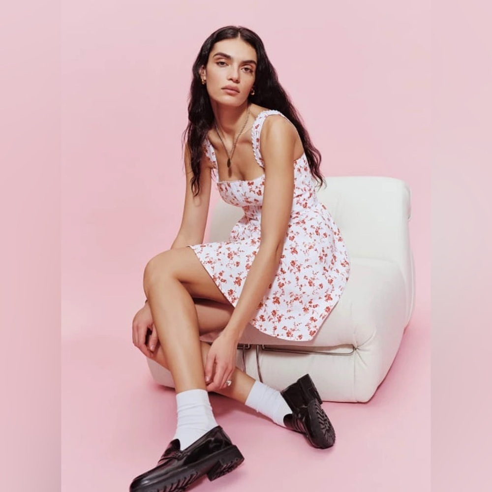 Reformation Blogger Fave Sheri Floral Linen Mini Dress in Rosalie Size 10 - Picture 2 of 6